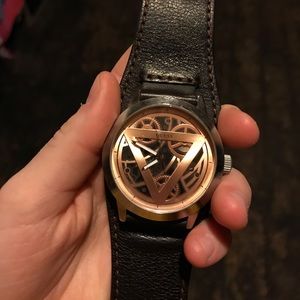 guess watch